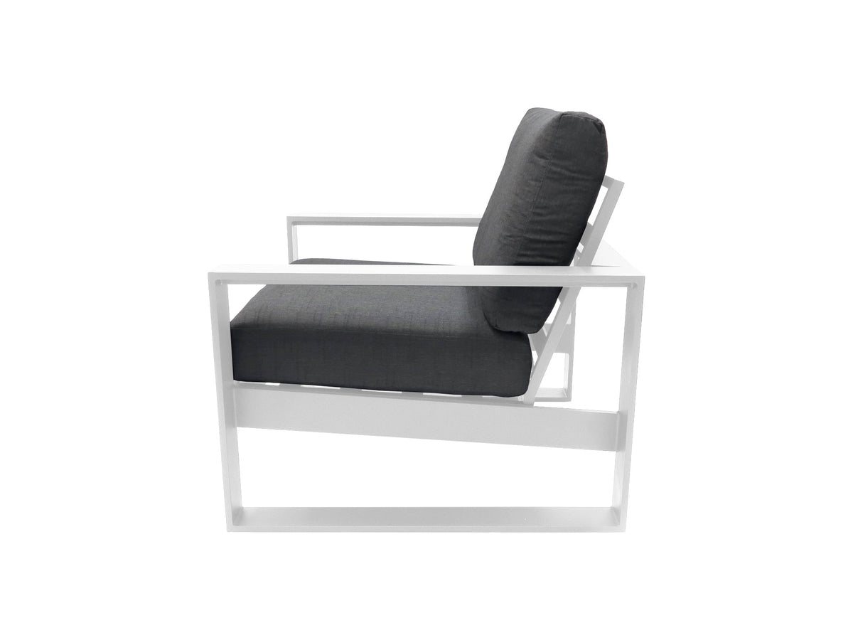 Manly Aluminium Outdoor Lounge Chair — White FurnitureOkay®