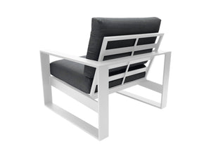 FurnitureOkay Manly Aluminium Outdoor Lounge Chair — White